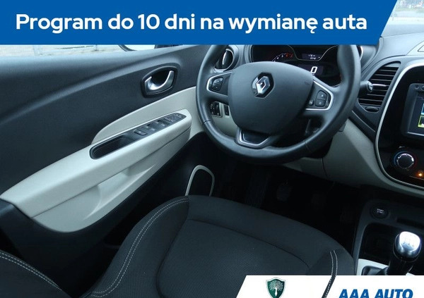 Renault Captur cena 54000 przebieg: 47813, rok produkcji 2017 z Jasło małe 92